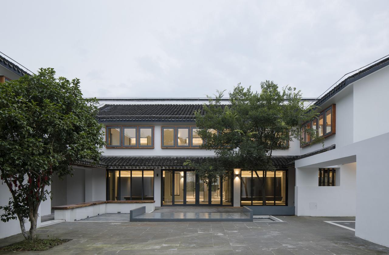 BIM建筑|昆山计家墩村会议中心 / 严旸建筑设计工作室 BIM建筑|昆山计家墩村会议中心 / 严旸建筑设计工作室