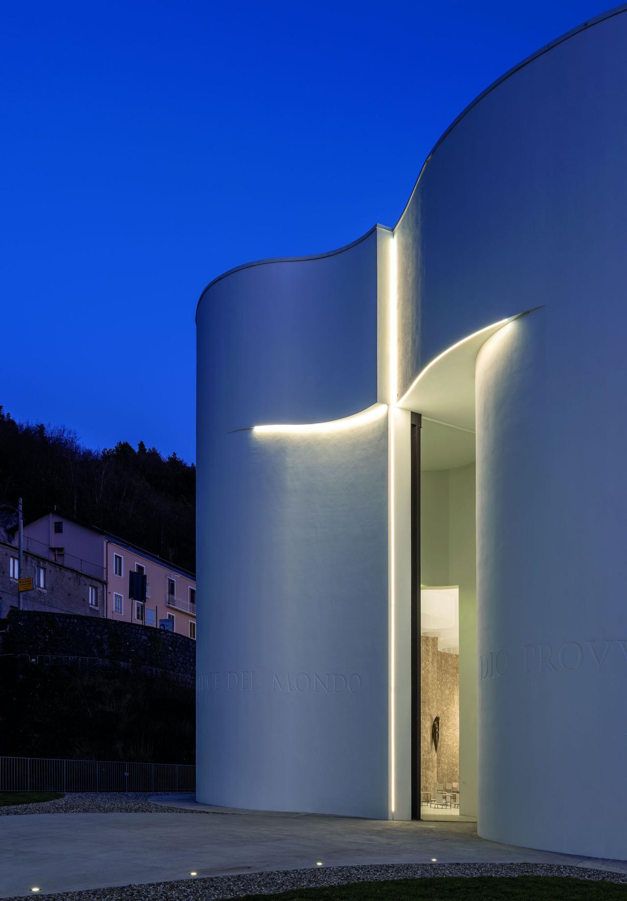 BIM建筑|圣玛利亚·葛莱蒂教堂 / Mario Cucinella Architects BIM建筑|圣玛利亚·葛莱蒂教堂 / Mario Cucinella Architects