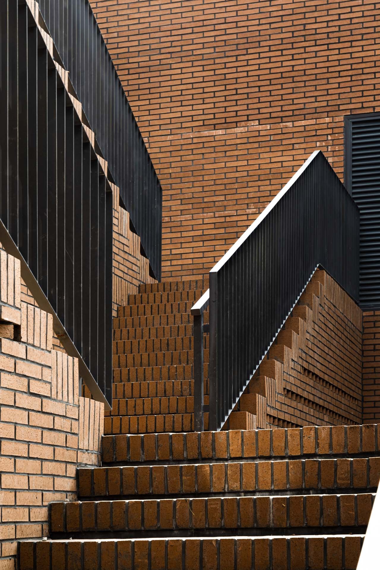 BIM建筑|成府路150号 / URBANUS都市实践 BIM建筑|成府路150号 / URBANUS都市实践
