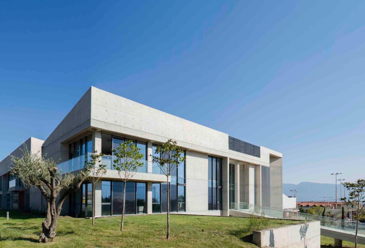 BIM建筑|希腊拉米亚市政供水办大楼 / VTria 建筑事务所 BIM建筑|希腊拉米亚市政供水办大楼 / VTria 建筑事务所