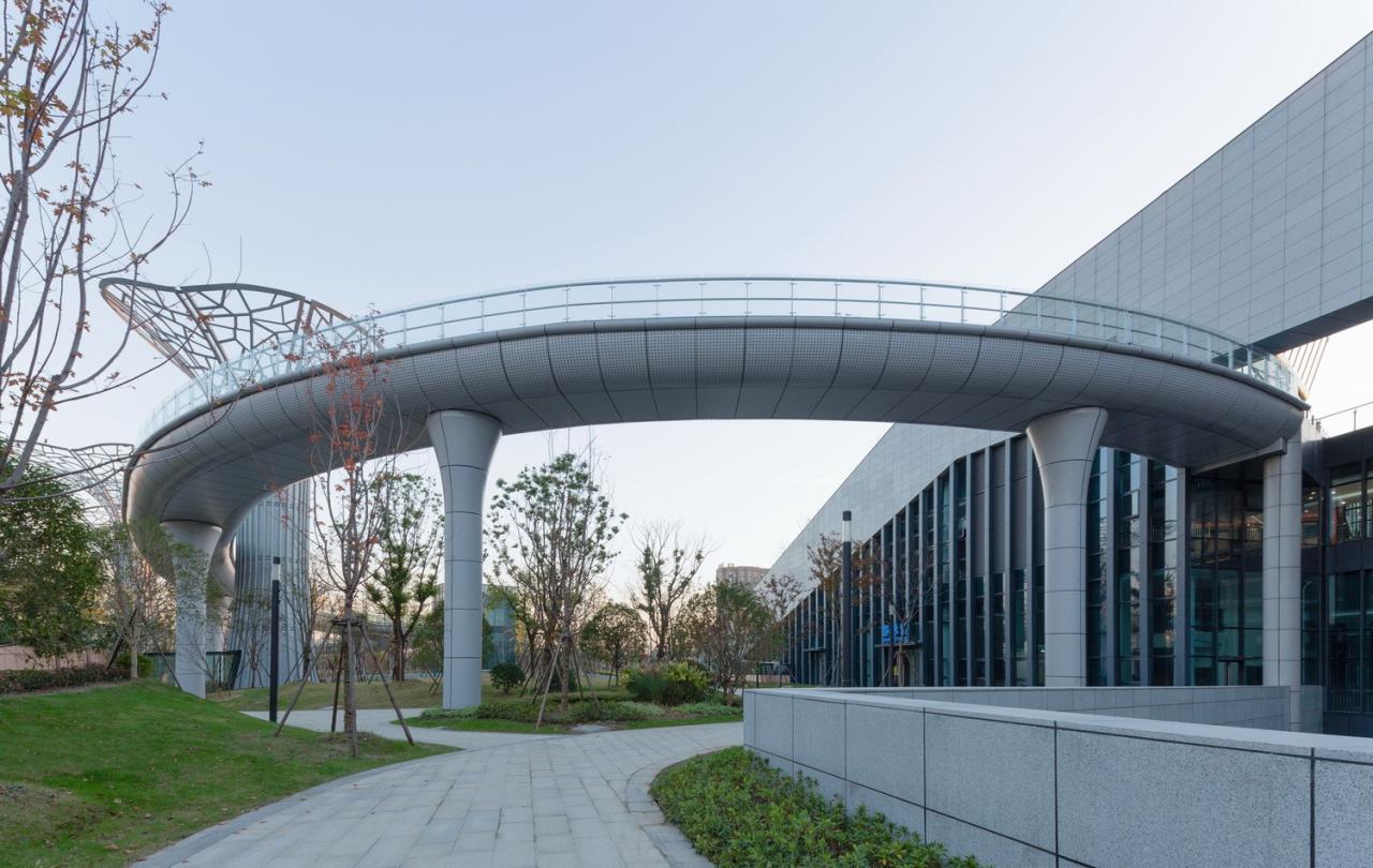 BIM建筑|踏着云朵去奔跑:杭州李宁体育园一期项目 / 柏涛建筑 BIM建筑|踏着云朵去奔跑:杭州李宁体育园一期项目 / 柏涛建筑