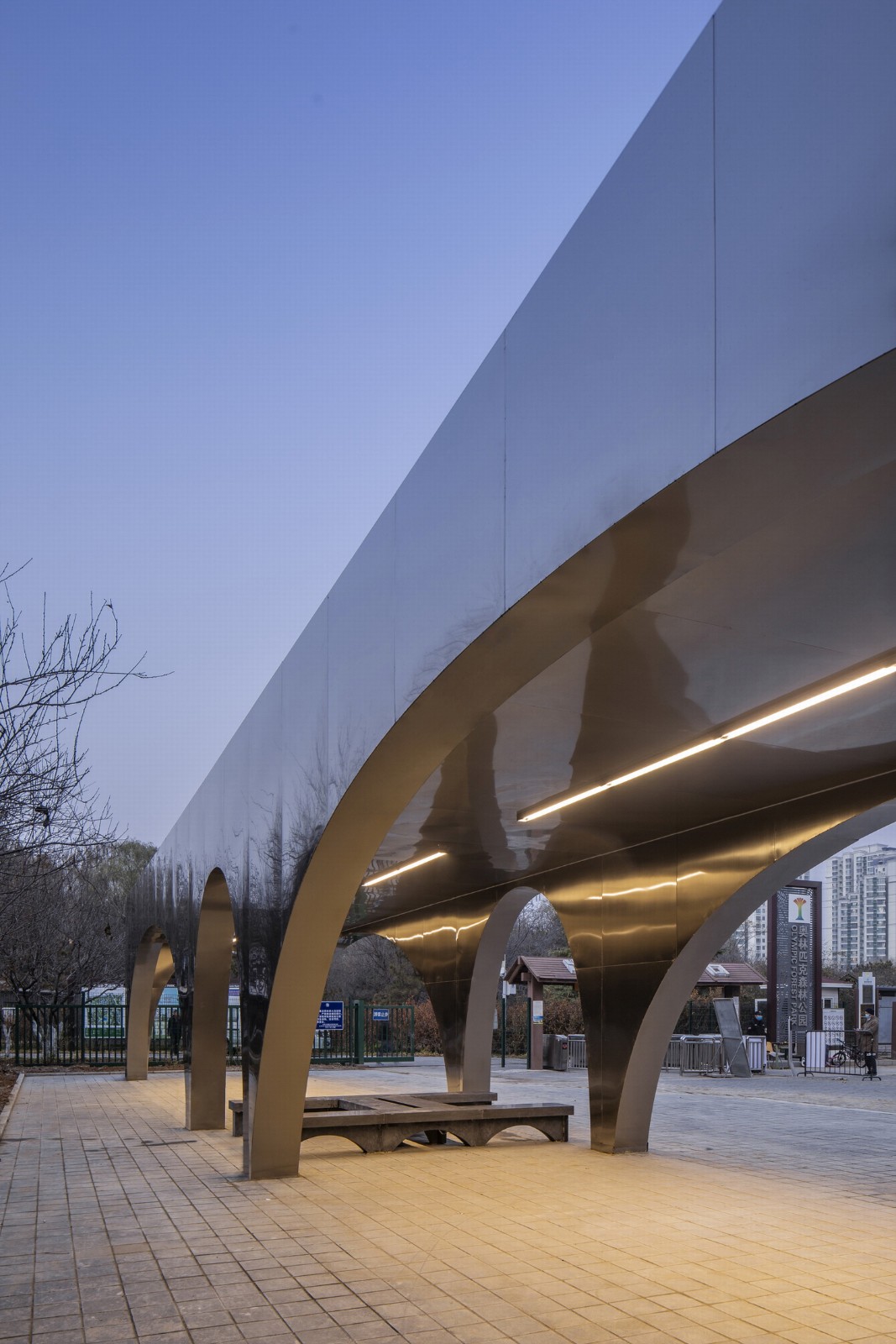 BIM建筑|北京奥林匹克森林公园跑者服务站 / TEMP建筑设计工作室 BIM建筑|北京奥林匹克森林公园跑者服务站 / TEMP建筑设计工作室