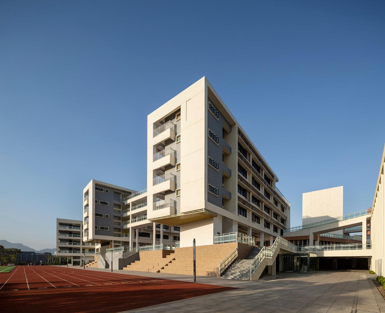 BIM建筑|深圳光明新区凤凰学校 / 深圳大学建筑设计研究院“钟中+钟波涛”工作室 BIM建筑|深圳光明新区凤凰学校 / 深圳大学建筑设计研究院“钟中+钟波涛”工作室