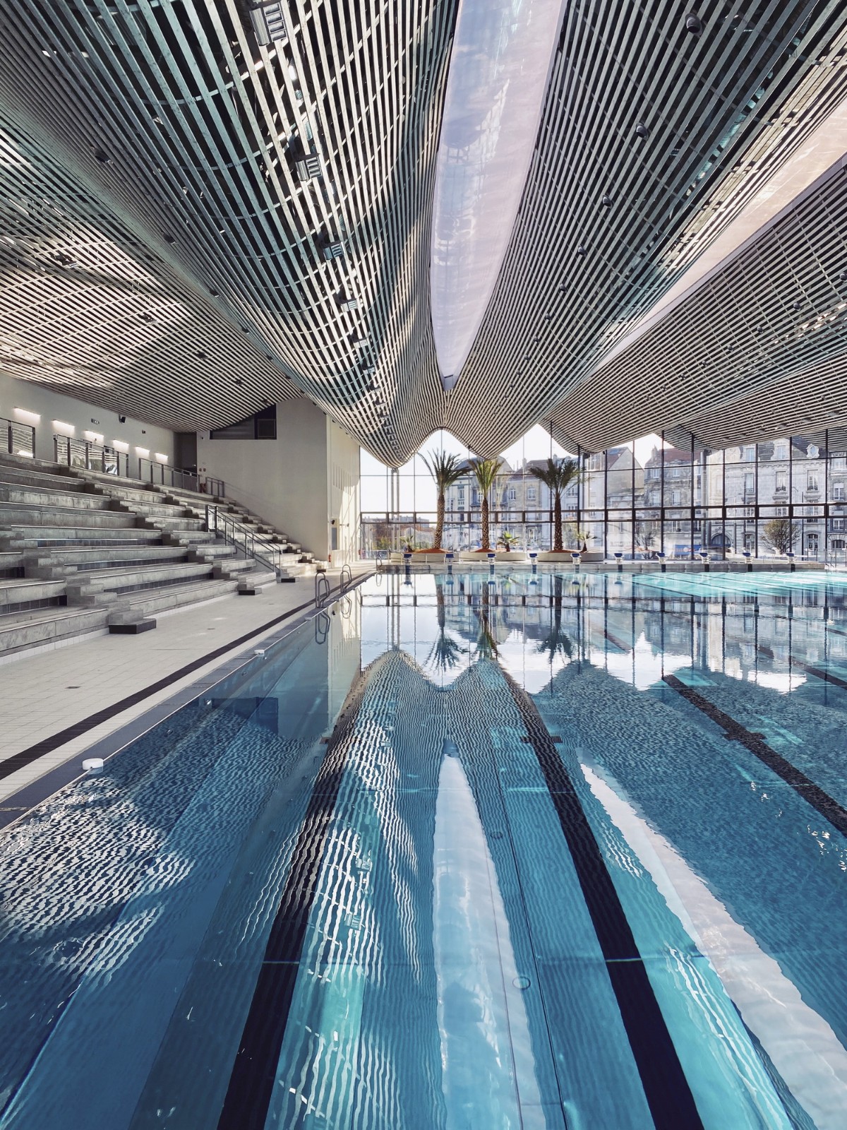 BIM建筑|波浪形屋面,UCPA大兰斯体育场 / Marc Mimram BIM建筑|波浪形屋面,UCPA大兰斯体育场 / Marc Mimram
