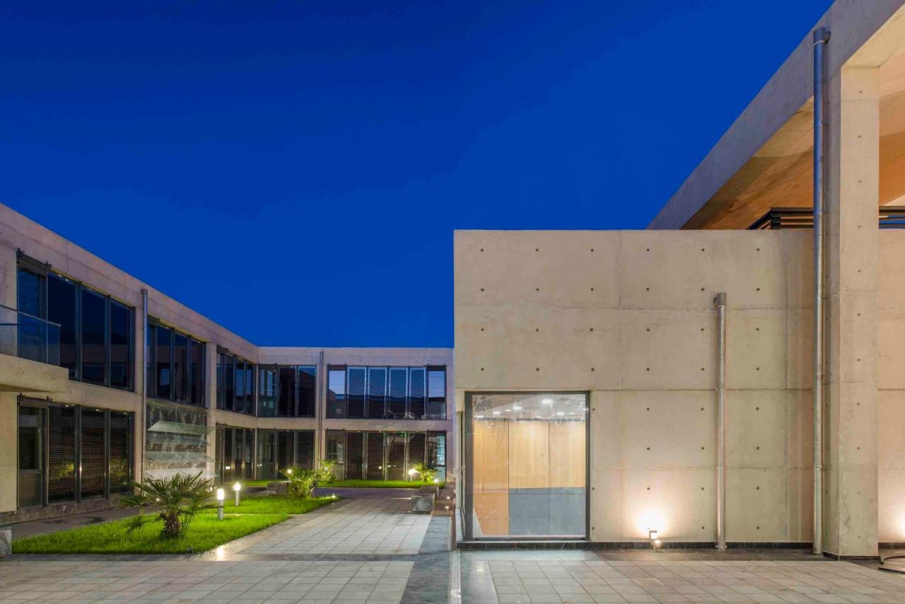 BIM建筑|希腊拉米亚市政供水办大楼 / VTria 建筑事务所 BIM建筑|希腊拉米亚市政供水办大楼 / VTria 建筑事务所