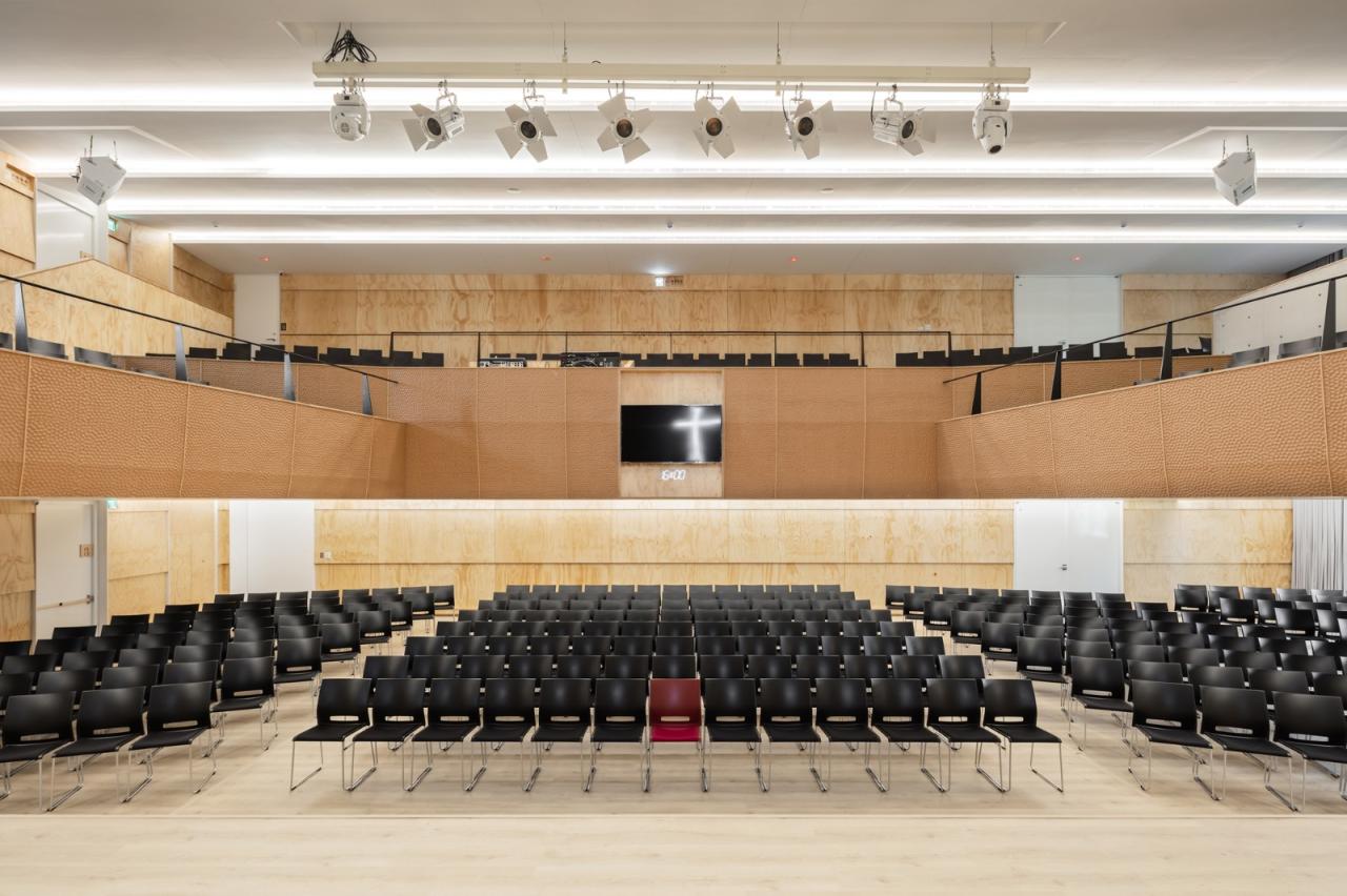 BIM建筑|垂直教堂,淡江教堂 / Behet Bondzio Lin Architekten BIM建筑|垂直教堂,淡江教堂 / Behet Bondzio Lin Architekten