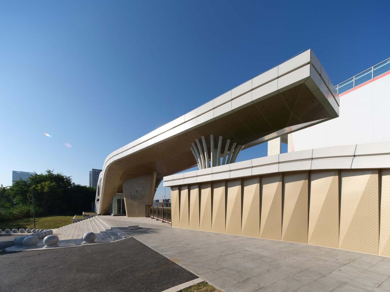 BIM建筑|深圳市光明区凤凰学校空间改造 / 深圳市同济人建筑设计 BIM建筑|深圳市光明区凤凰学校空间改造 / 深圳市同济人建筑设计