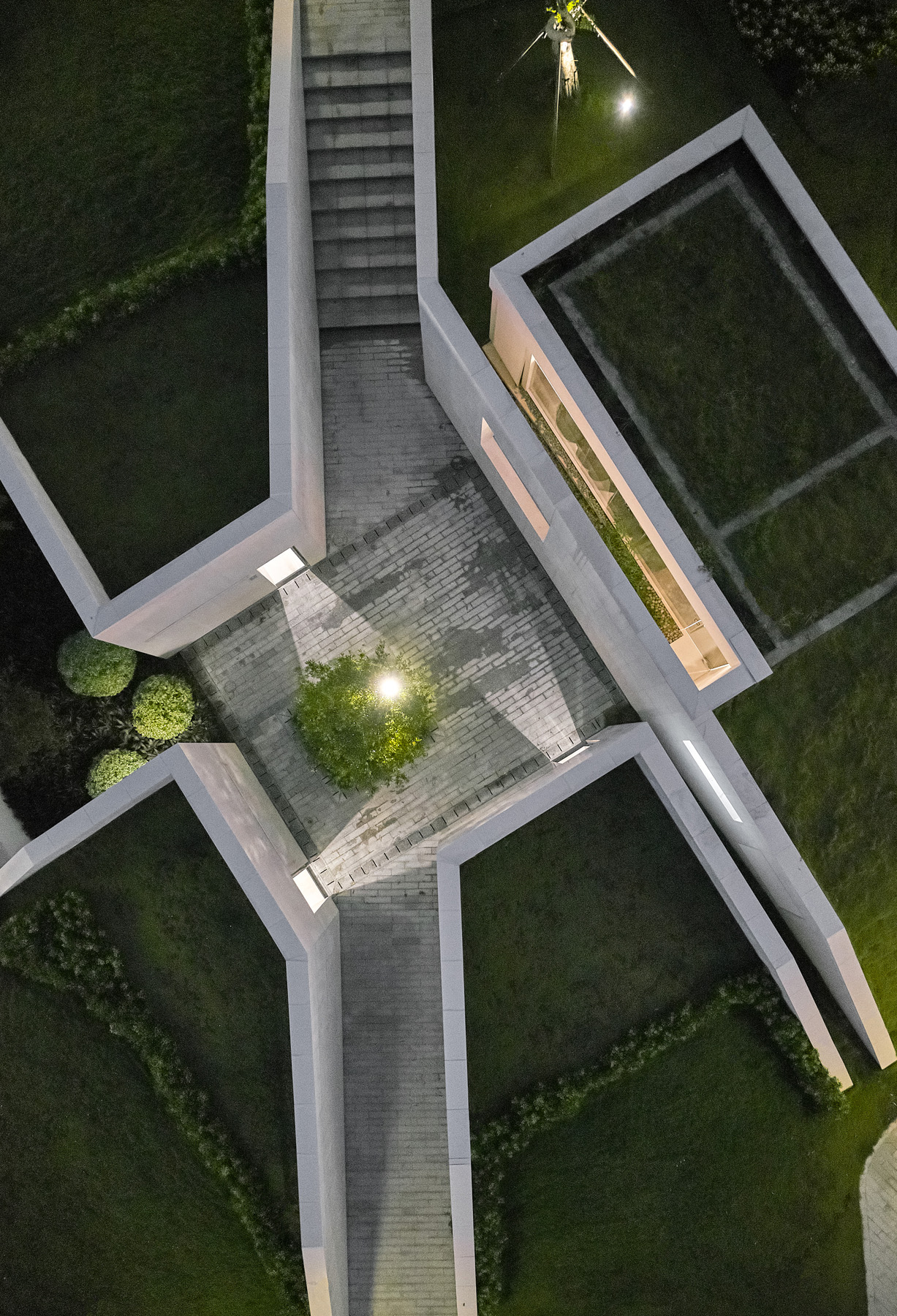 BIM建筑|沃土 | 琶洲保利体育公园服务中心 / 上海间筑设计 BIM建筑|沃土 | 琶洲保利体育公园服务中心 / 上海间筑设计