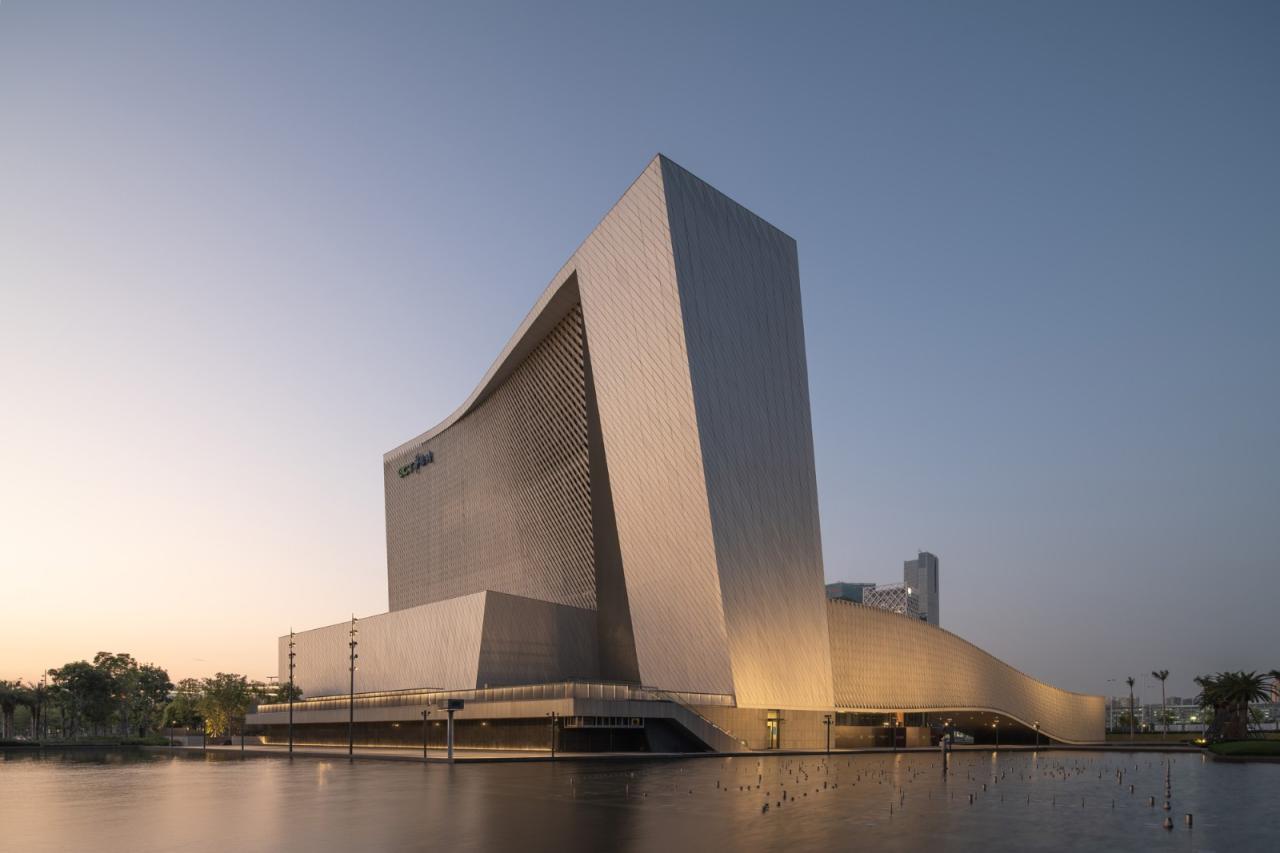 BIM建筑|深圳宝安文化区演艺中心 / 严迅奇建筑师事务所 BIM建筑|深圳宝安文化区演艺中心 / 严迅奇建筑师事务所