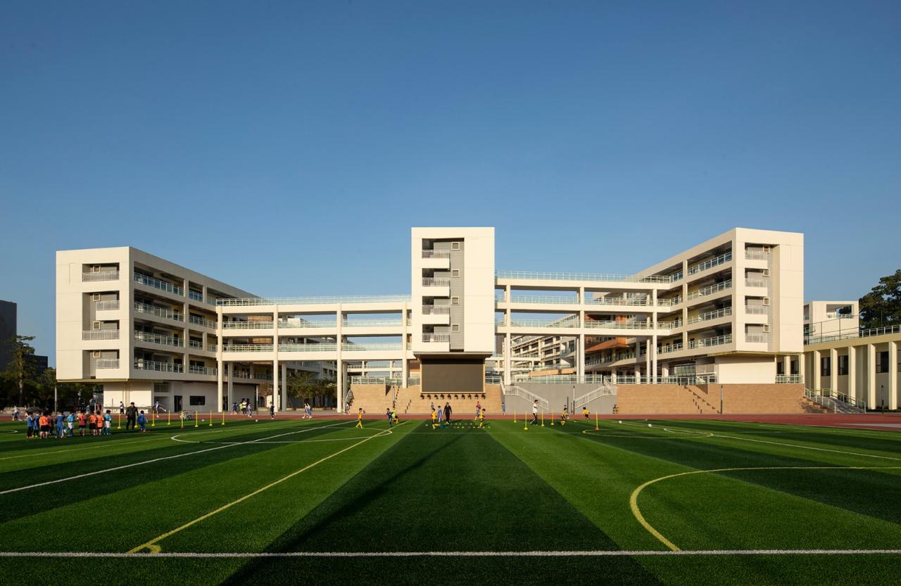 BIM建筑|深圳光明新区凤凰学校 / 深圳大学建筑设计研究院“钟中+钟波涛”工作室 BIM建筑|深圳光明新区凤凰学校 / 深圳大学建筑设计研究院“钟中+钟波涛”工作室