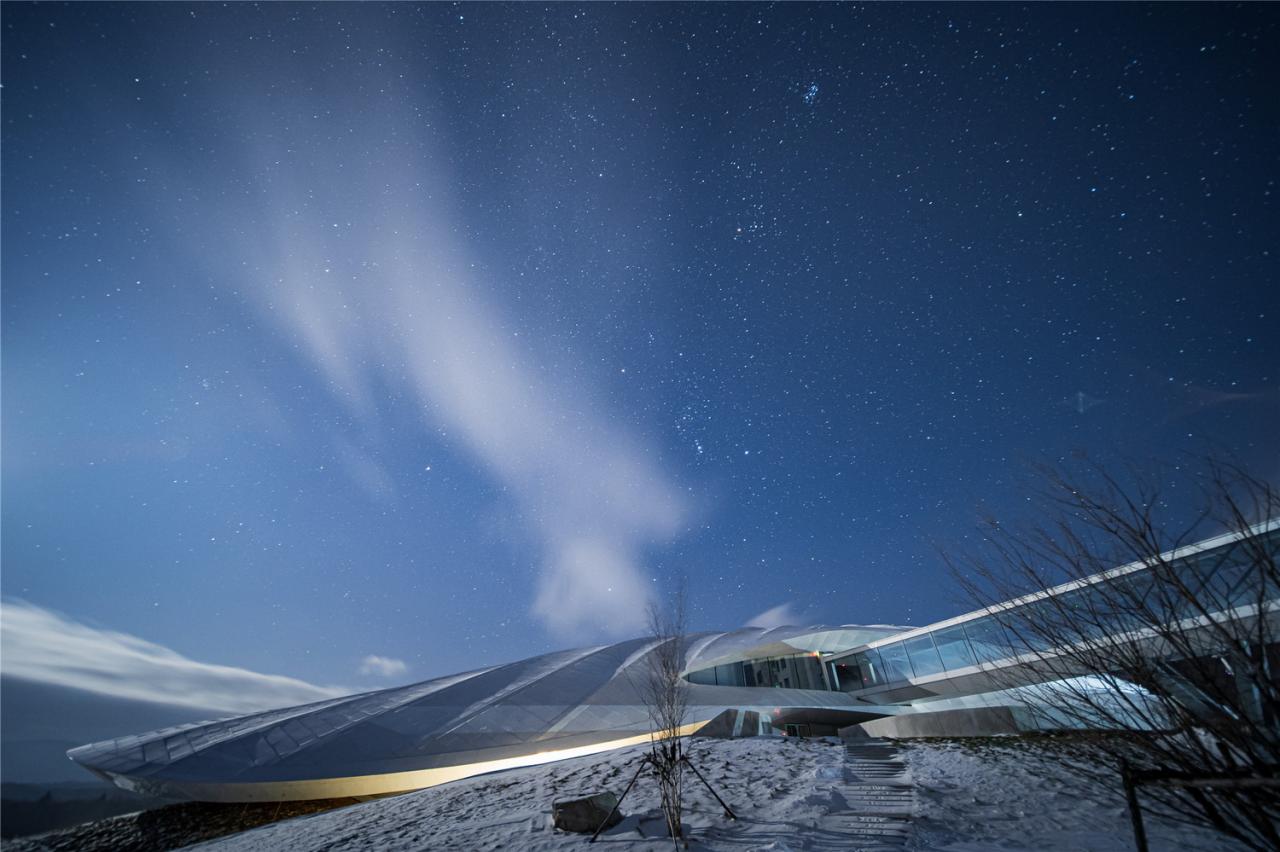 BIM建筑| 雪山下的帐篷 | MAD设计亚布力企业家论坛永久会址建成 BIM建筑| 雪山下的帐篷 | MAD设计亚布力企业家论坛永久会址建成