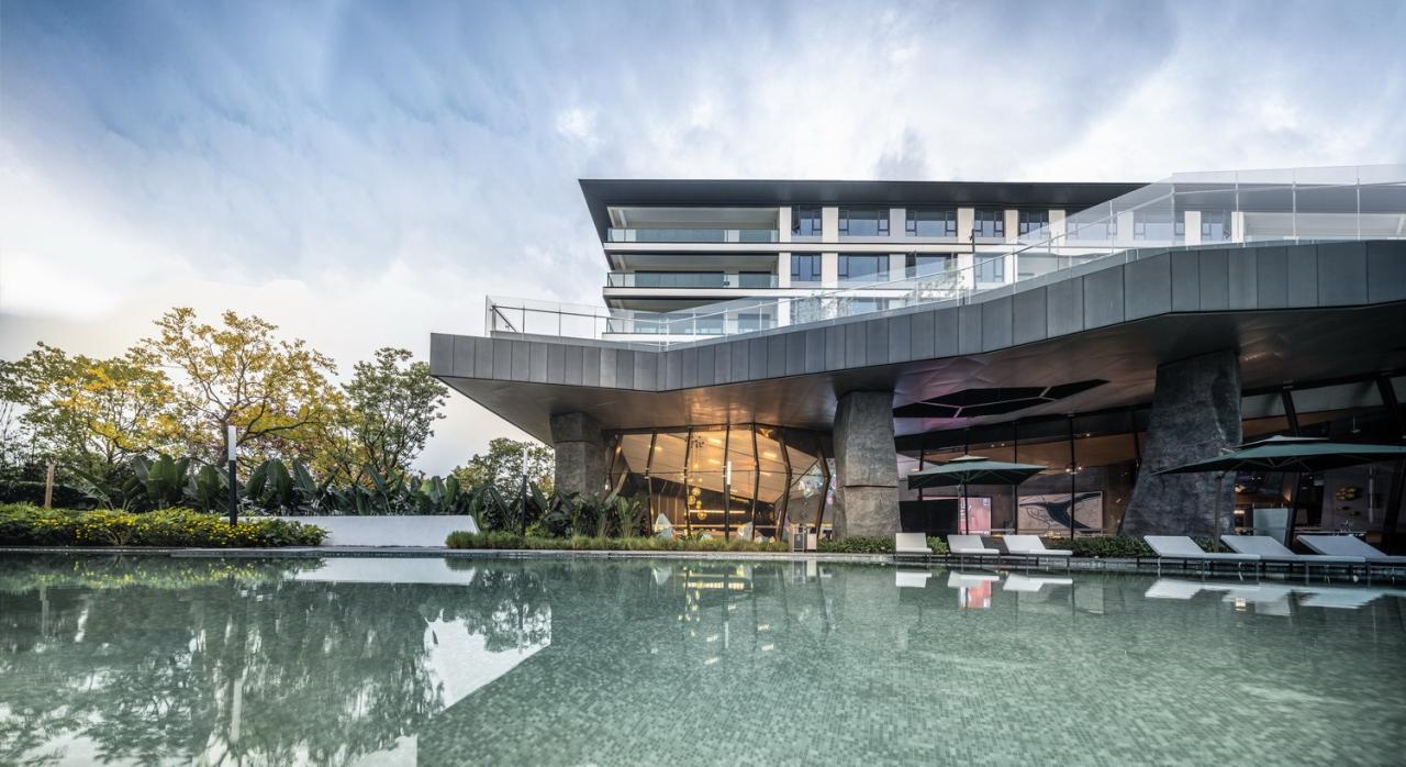 BIM建筑|悬崖顶上的城市生活体验馆—万州雍江上境展示中心 / aoe事建组 BIM建筑|悬崖顶上的城市生活体验馆—万州雍江上境展示中心 / aoe事建组