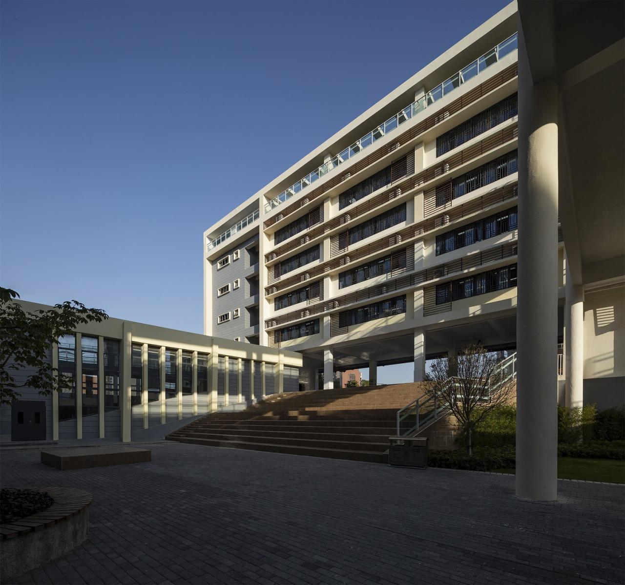BIM建筑|深圳光明新区凤凰学校 / 深圳大学建筑设计研究院“钟中+钟波涛”工作室 BIM建筑|深圳光明新区凤凰学校 / 深圳大学建筑设计研究院“钟中+钟波涛”工作室