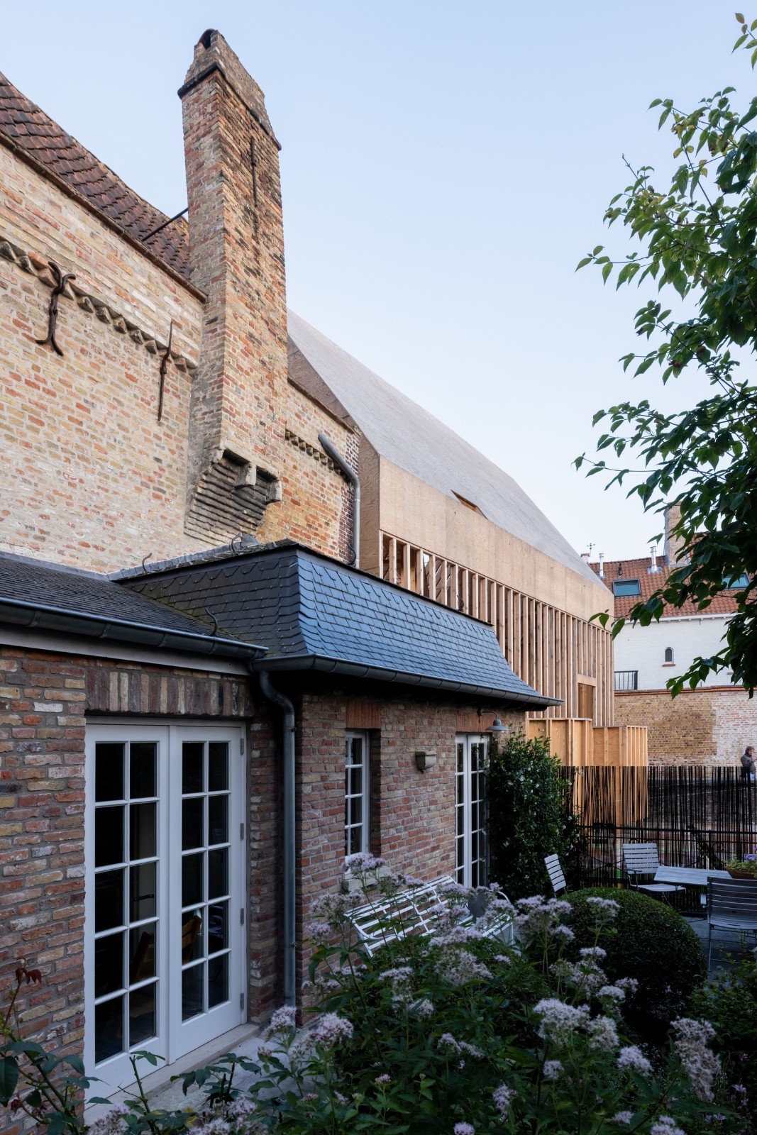 BIM建筑|布鲁日双联画展亭 / PARA BIM建筑|布鲁日双联画展亭 / PARA