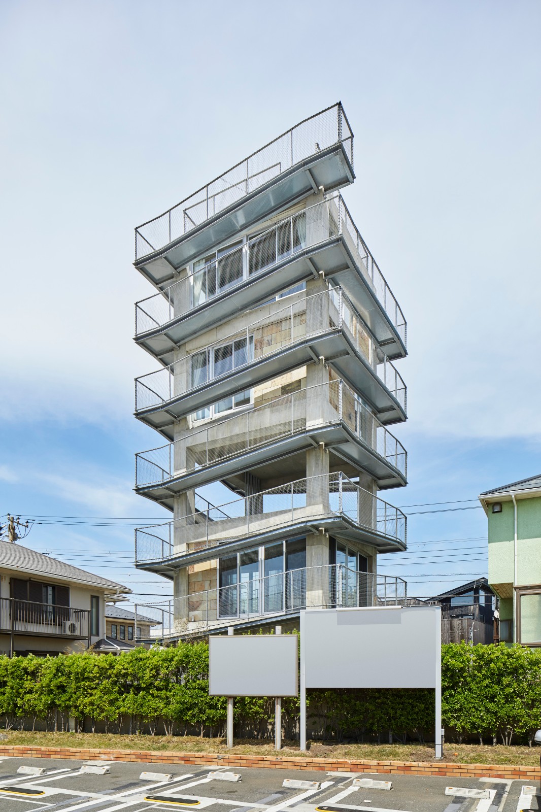 BIM建筑|坡道环绕建筑,鹄沼-Y之家/ KANIUE BIM建筑|坡道环绕建筑,鹄沼-Y之家/ KANIUE