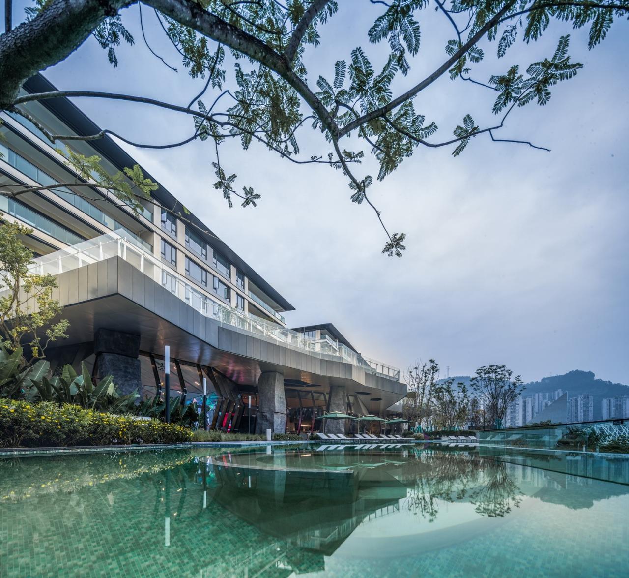 BIM建筑|悬崖顶上的城市生活体验馆—万州雍江上境展示中心 / aoe事建组 BIM建筑|悬崖顶上的城市生活体验馆—万州雍江上境展示中心 / aoe事建组