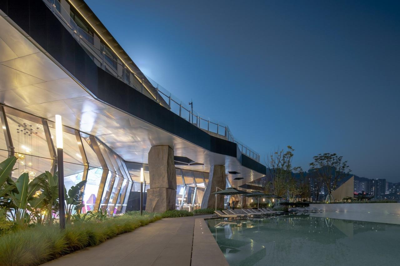 BIM建筑|悬崖顶上的城市生活体验馆—万州雍江上境展示中心 / aoe事建组 BIM建筑|悬崖顶上的城市生活体验馆—万州雍江上境展示中心 / aoe事建组