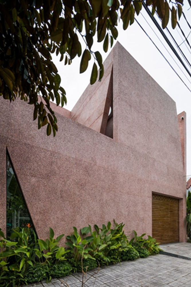 BIM建筑|23o5工作室在越南完成粉红房子 BIM建筑|23o5工作室在越南完成粉红房子