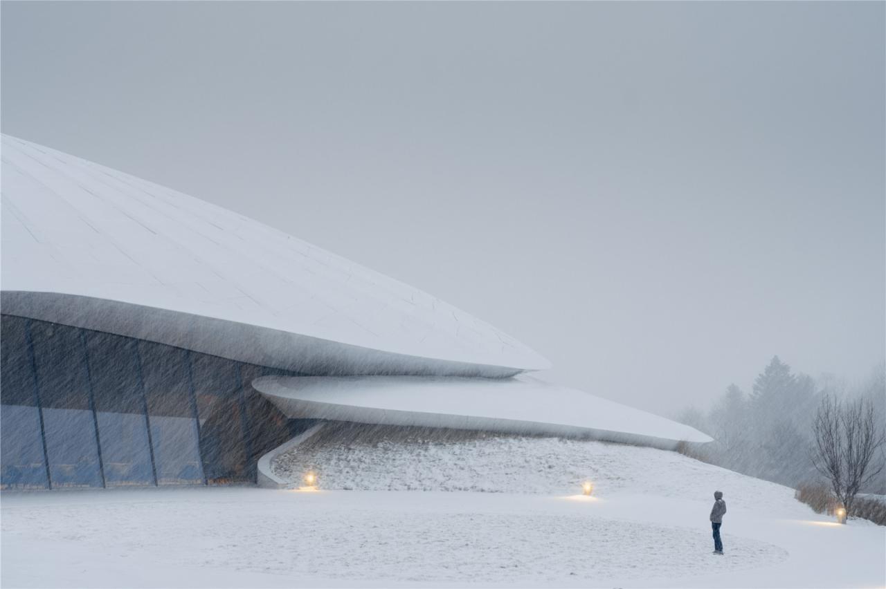 BIM建筑| 雪山下的帐篷 | MAD设计亚布力企业家论坛永久会址建成 BIM建筑| 雪山下的帐篷 | MAD设计亚布力企业家论坛永久会址建成