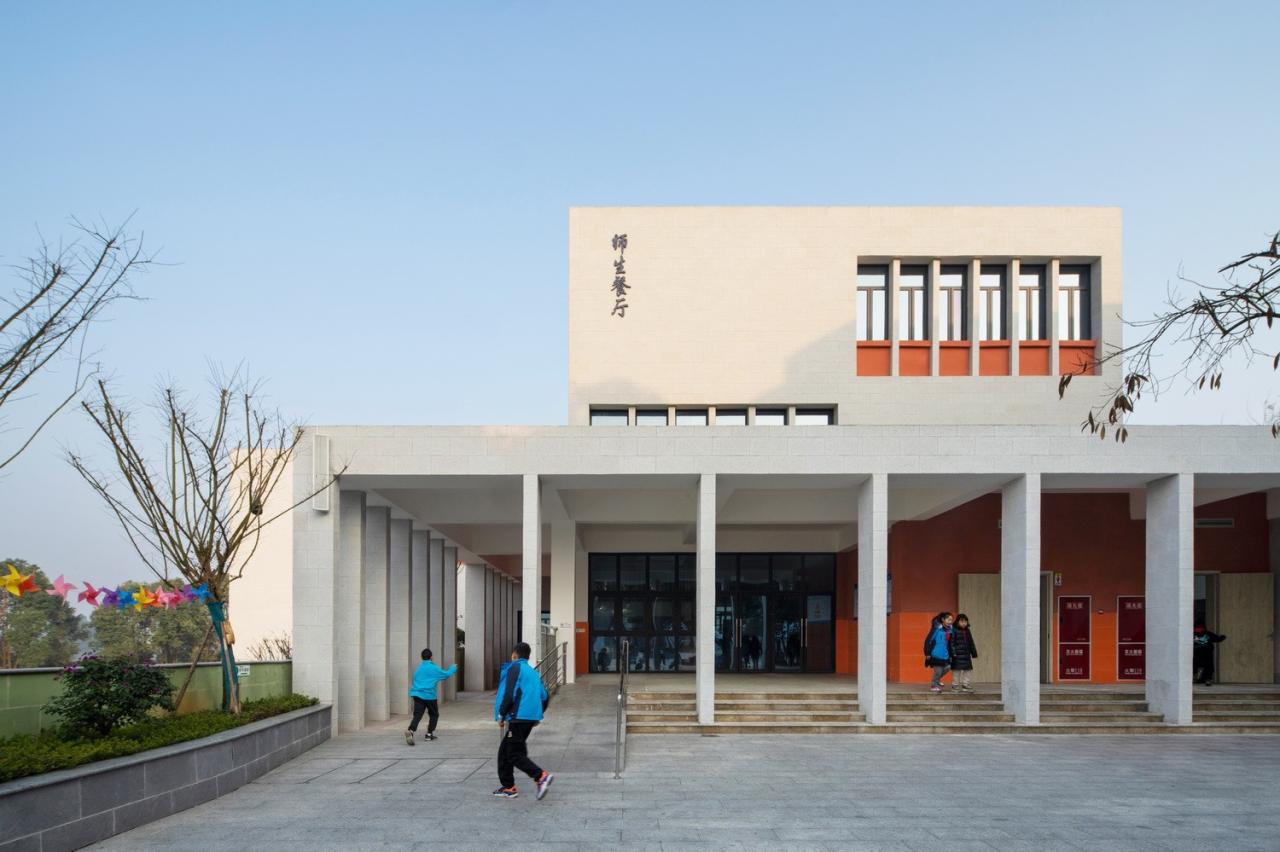 BIM建筑|黄甲小学扩建项目——秩序几何 / 本末建筑 BIM建筑|黄甲小学扩建项目——秩序几何 / 本末建筑