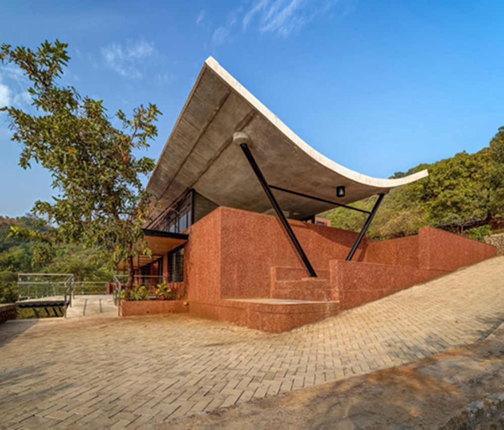 BIM建筑|红砖工作室设计弯曲屋顶度假酒店 BIM建筑|红砖工作室设计弯曲屋顶度假酒店