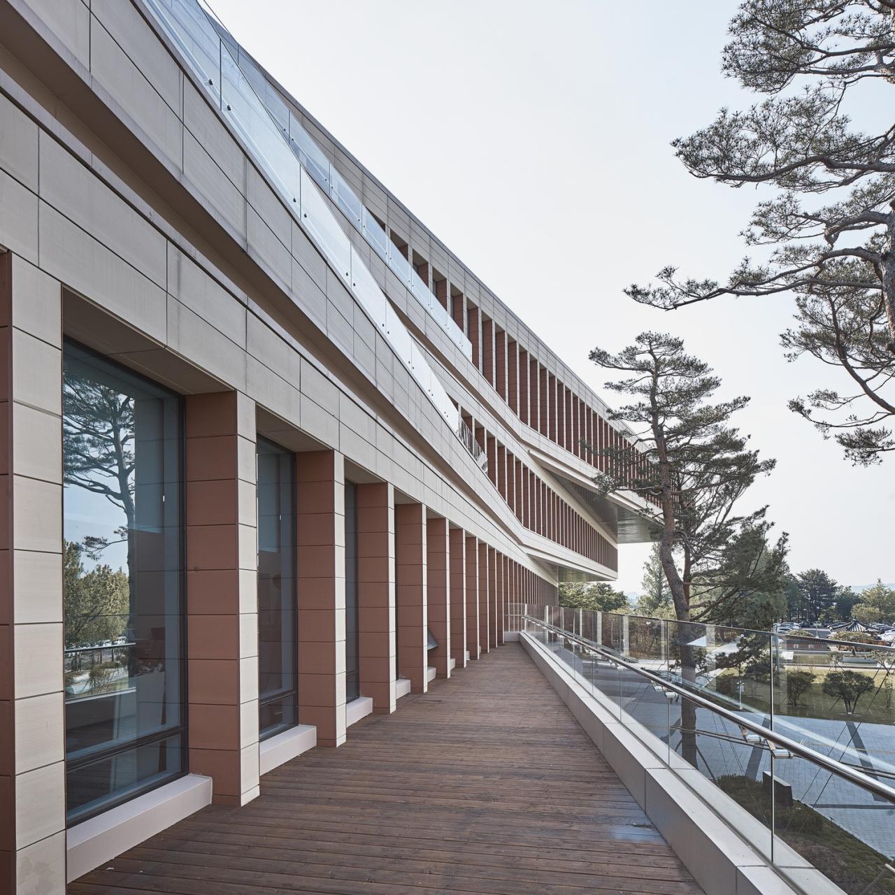 BIM建筑|国会通信大楼 / HAEAHN Architecture BIM建筑|国会通信大楼 / HAEAHN Architecture