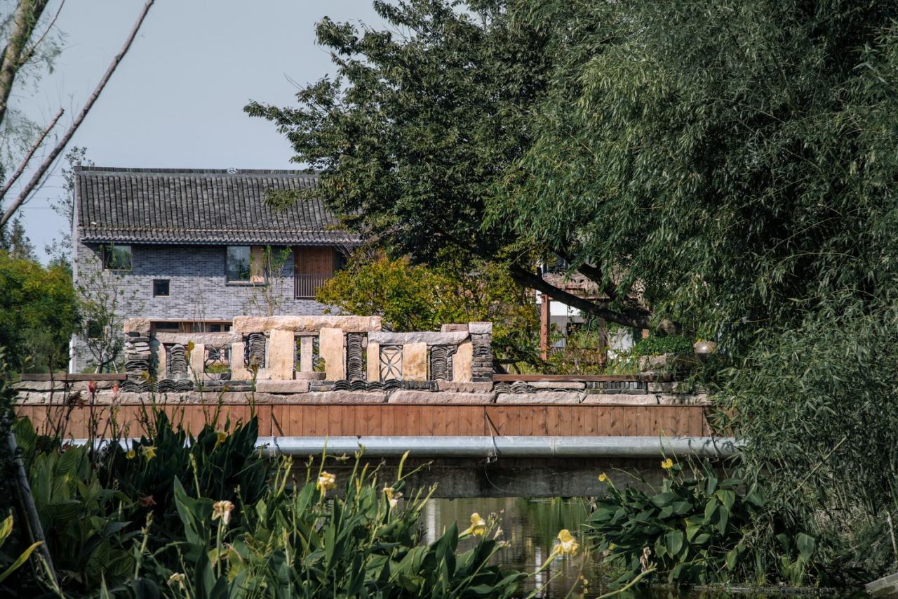 BIM建筑|低成本整村改造实践:上海奉贤李窑村乡村振兴 / 水石设计 BIM建筑|低成本整村改造实践:上海奉贤李窑村乡村振兴 / 水石设计
