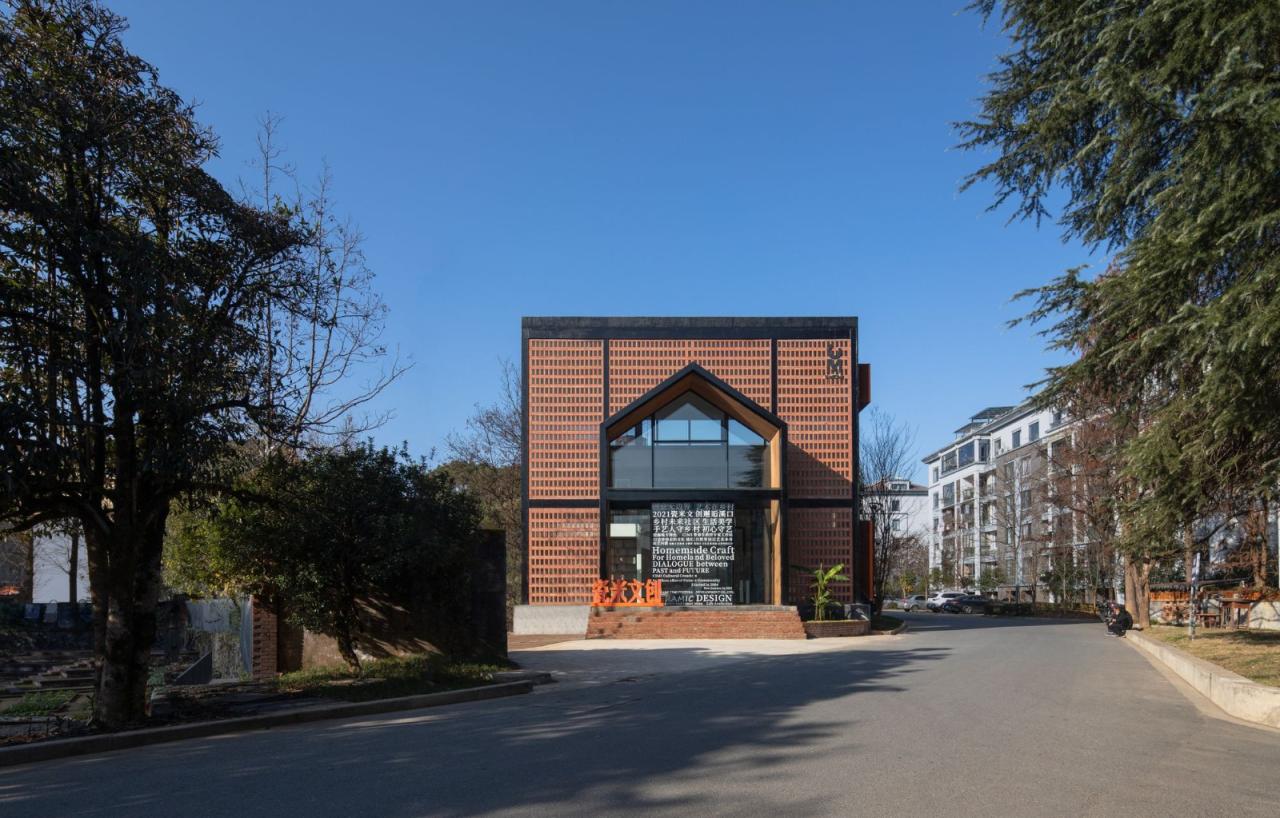 BIM建筑|龙游溪口镇乡村未来社区多功能体育馆+陶瓷专家工作站改造 / 上海严旸建筑设计工作室 BIM建筑|龙游溪口镇乡村未来社区多功能体育馆+陶瓷专家工作站改造 / 上海严旸建筑设计工作室