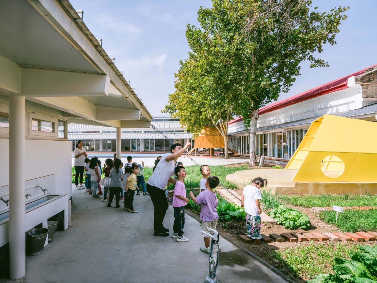 BIM建筑|献县阳光幼儿园 / 众建筑 BIM建筑|献县阳光幼儿园 / 众建筑