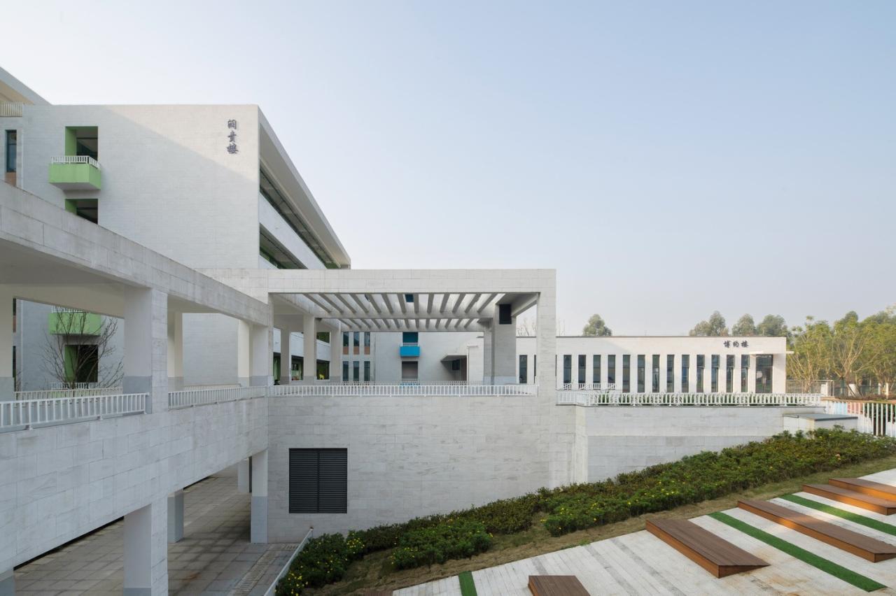BIM建筑|黄甲小学扩建项目——秩序几何 / 本末建筑 BIM建筑|黄甲小学扩建项目——秩序几何 / 本末建筑