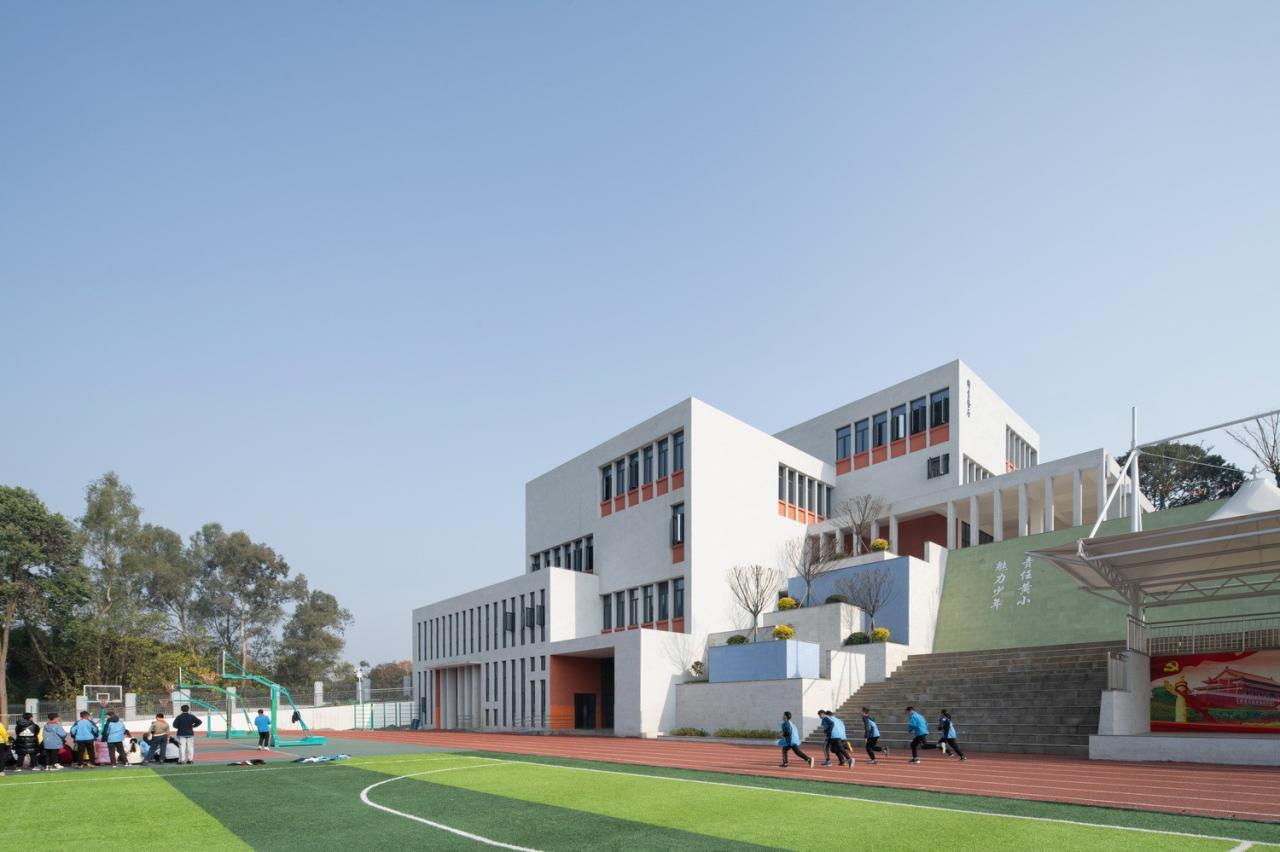 BIM建筑|黄甲小学扩建项目——秩序几何 / 本末建筑 BIM建筑|黄甲小学扩建项目——秩序几何 / 本末建筑