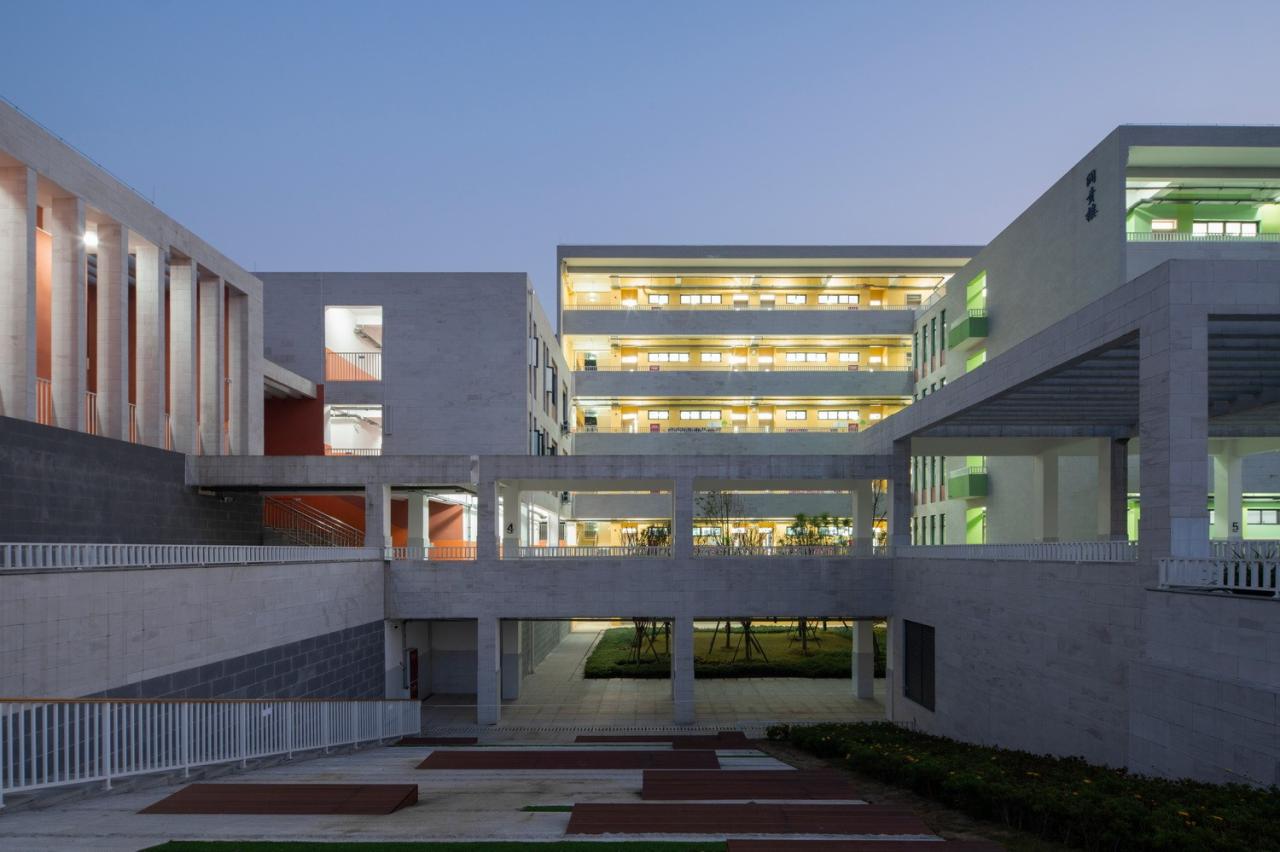 BIM建筑|黄甲小学扩建项目——秩序几何 / 本末建筑 BIM建筑|黄甲小学扩建项目——秩序几何 / 本末建筑