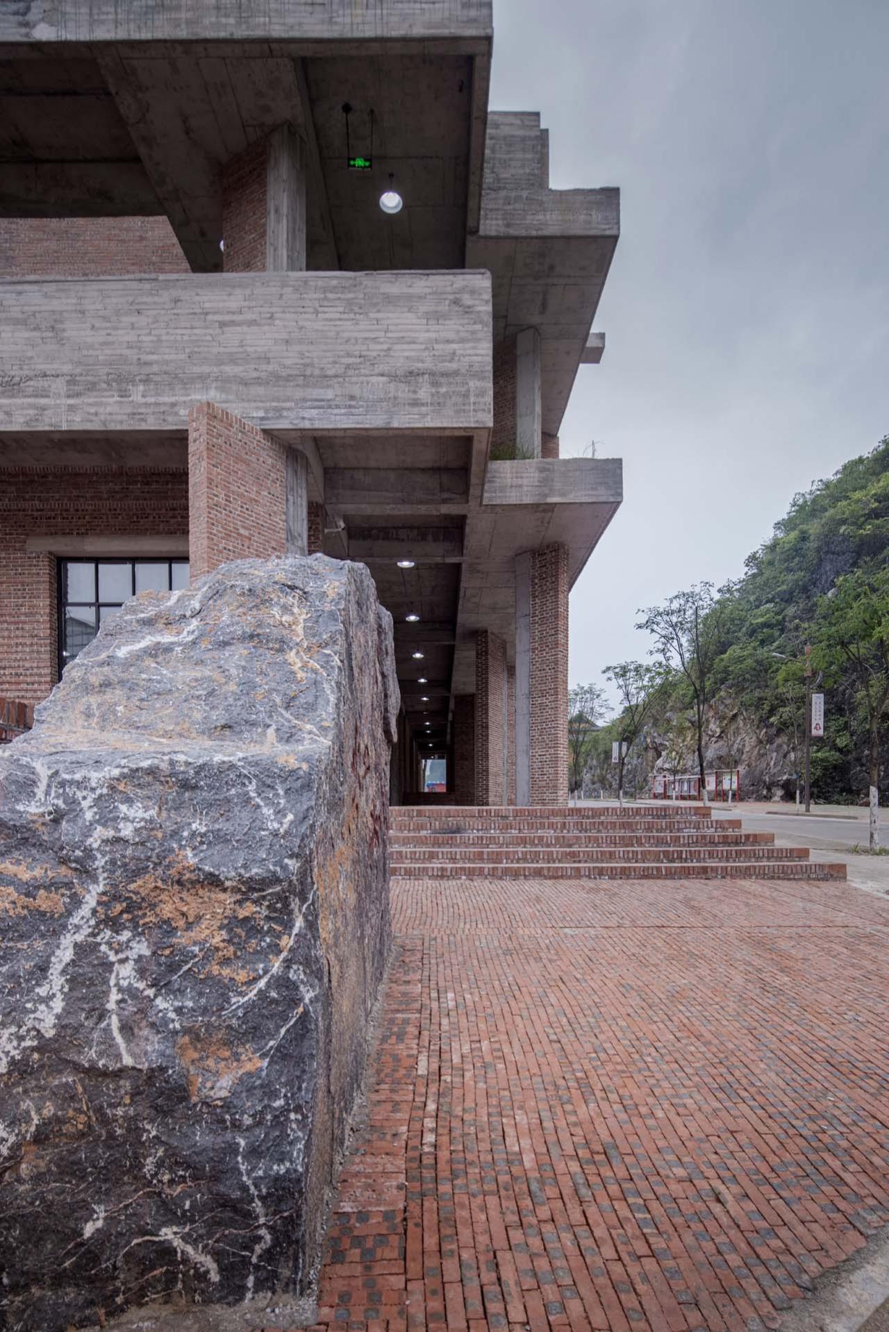BIM建筑|江华瑶族水口镇如意村文化服务中心及特色工坊 / 地方工作室 BIM建筑|江华瑶族水口镇如意村文化服务中心及特色工坊 / 地方工作室