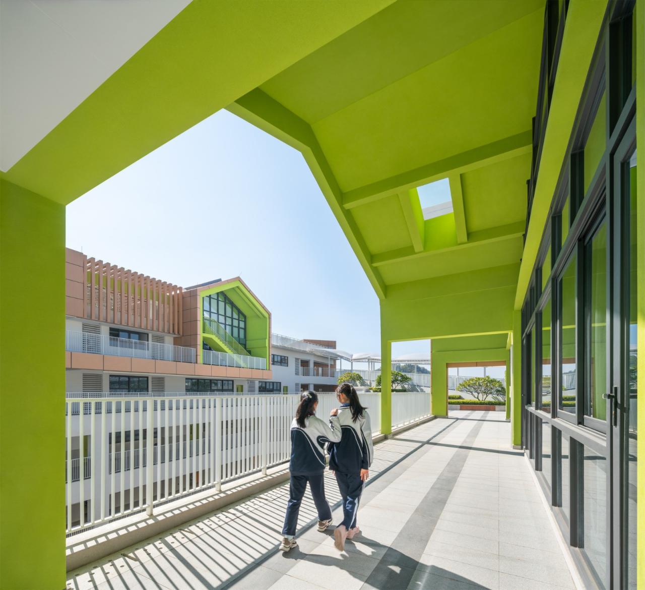 BIM建筑|深圳市坪山区东部湾区实验学校 / 申都设计 BIM建筑|深圳市坪山区东部湾区实验学校 / 申都设计