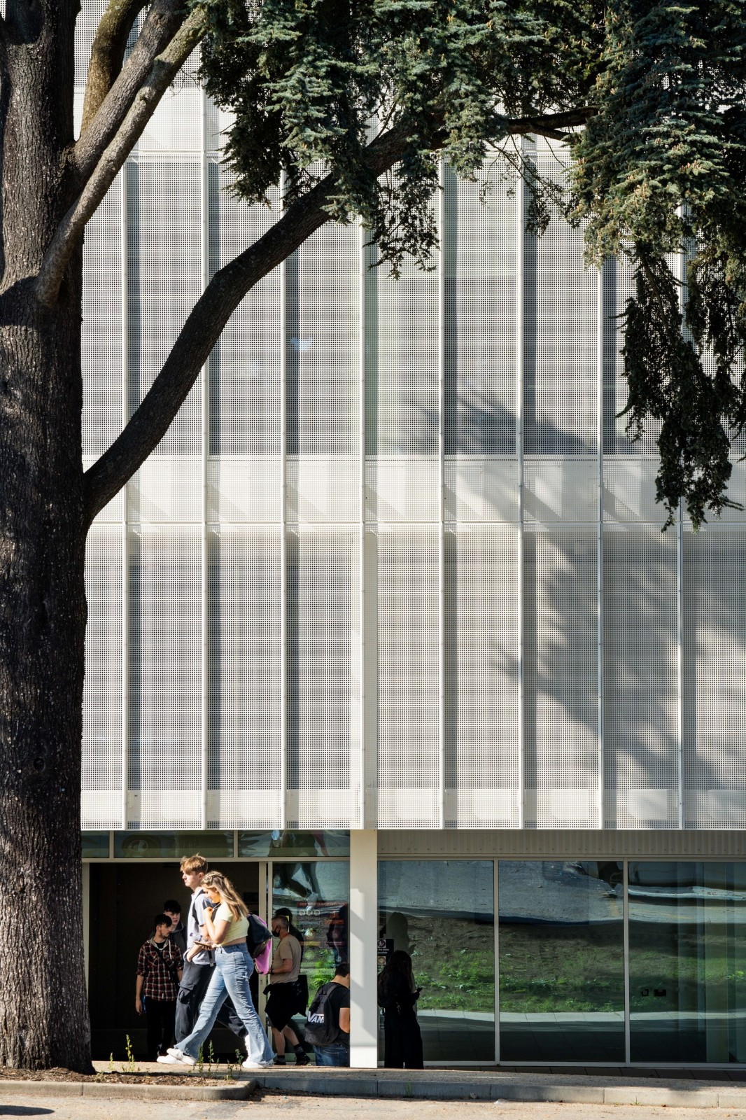 BIM建筑|诺维奇城市学院数字技术工厂 / Coffey Architects BIM建筑|诺维奇城市学院数字技术工厂 / Coffey Architects