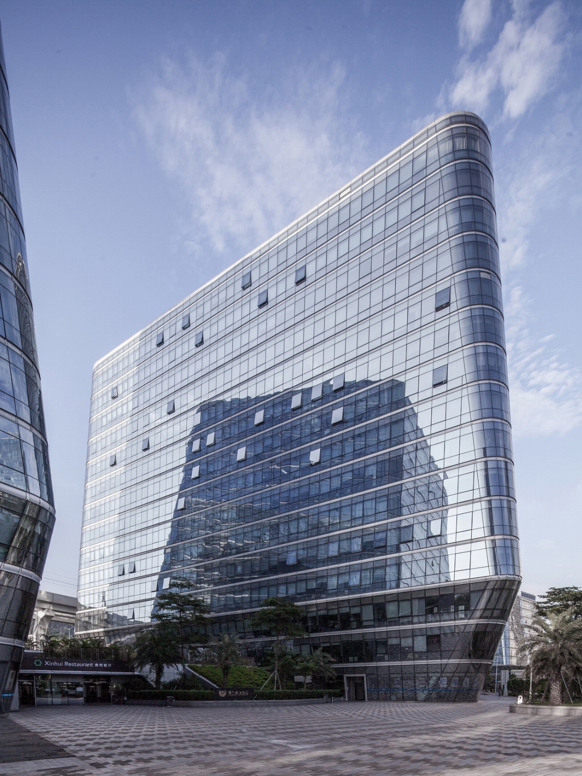 BIM建筑|南方大学科技园和B1塔楼 / Saltans Architects BIM建筑|南方大学科技园和B1塔楼 / Saltans Architects