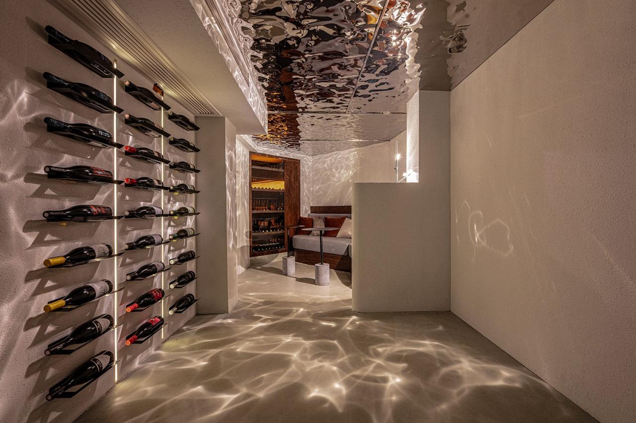 BIM建筑|Wine ahead - 歪头进来,慢慢摇摆 / itD studio BIM建筑|Wine ahead - 歪头进来,慢慢摇摆 / itD studio