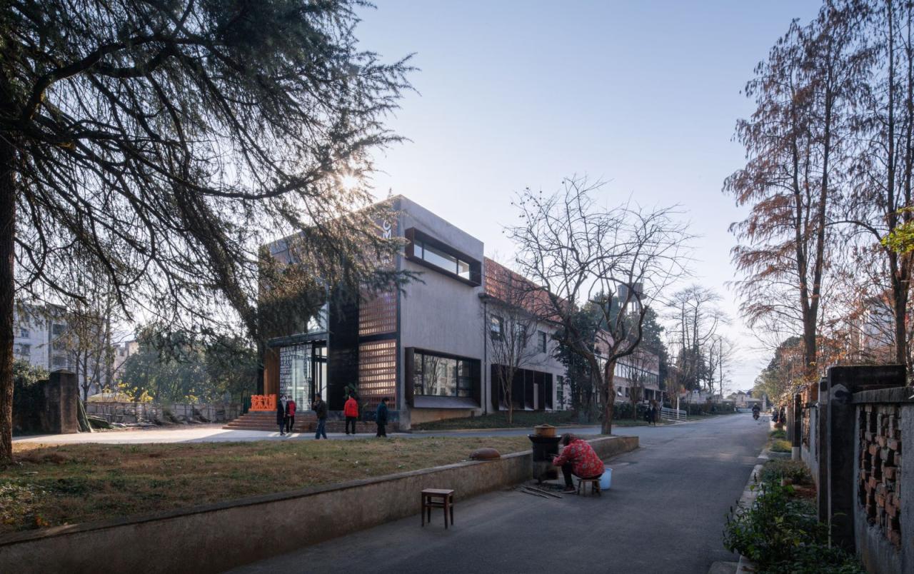 BIM建筑|龙游溪口镇乡村未来社区多功能体育馆+陶瓷专家工作站改造 / 上海严旸建筑设计工作室 BIM建筑|龙游溪口镇乡村未来社区多功能体育馆+陶瓷专家工作站改造 / 上海严旸建筑设计工作室