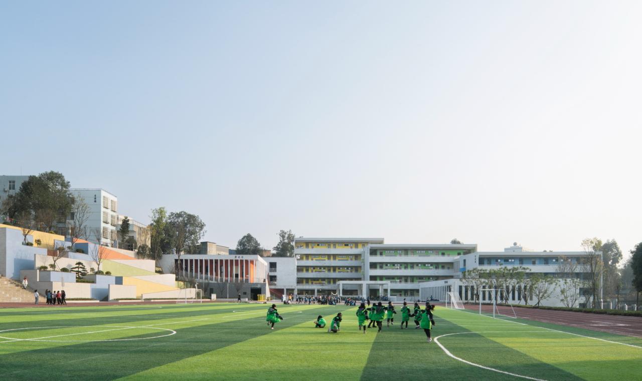BIM建筑|黄甲小学扩建项目——秩序几何 / 本末建筑 BIM建筑|黄甲小学扩建项目——秩序几何 / 本末建筑