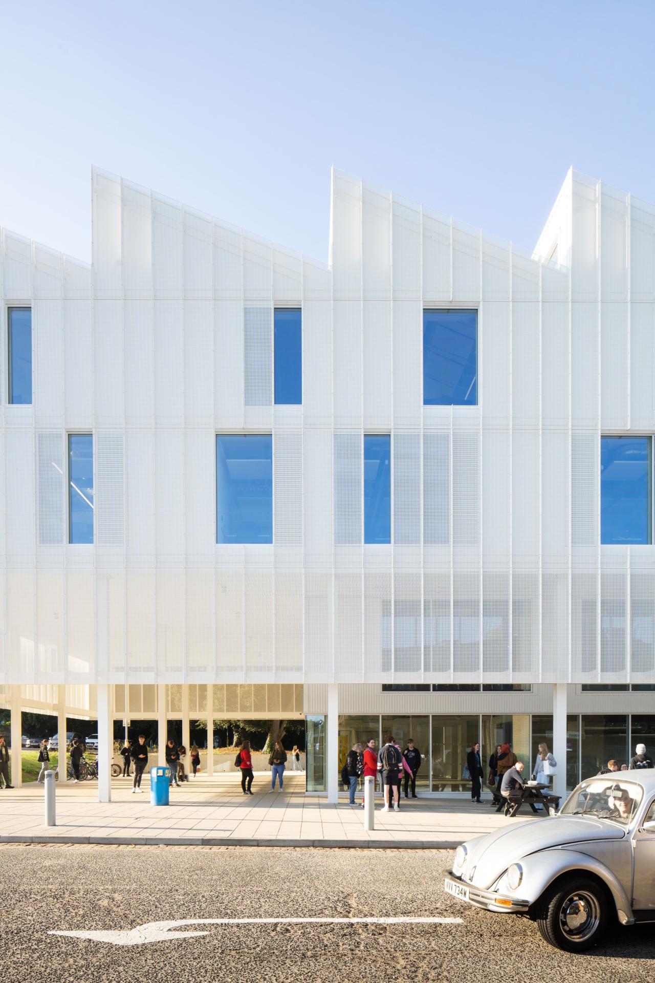 BIM建筑|诺维奇城市学院数字技术工厂 / Coffey Architects BIM建筑|诺维奇城市学院数字技术工厂 / Coffey Architects