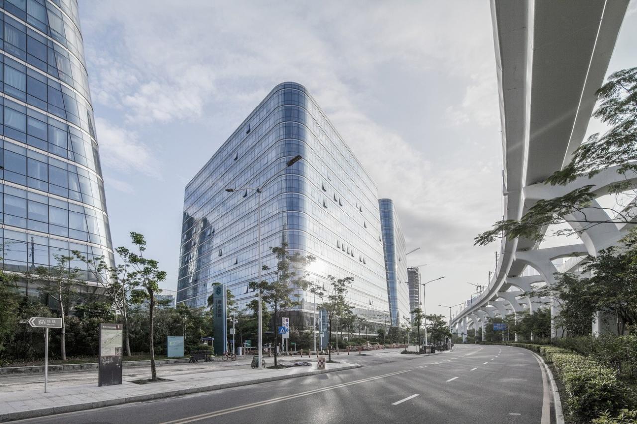 BIM建筑|南方大学科技园和B1塔楼 / Saltans Architects BIM建筑|南方大学科技园和B1塔楼 / Saltans Architects