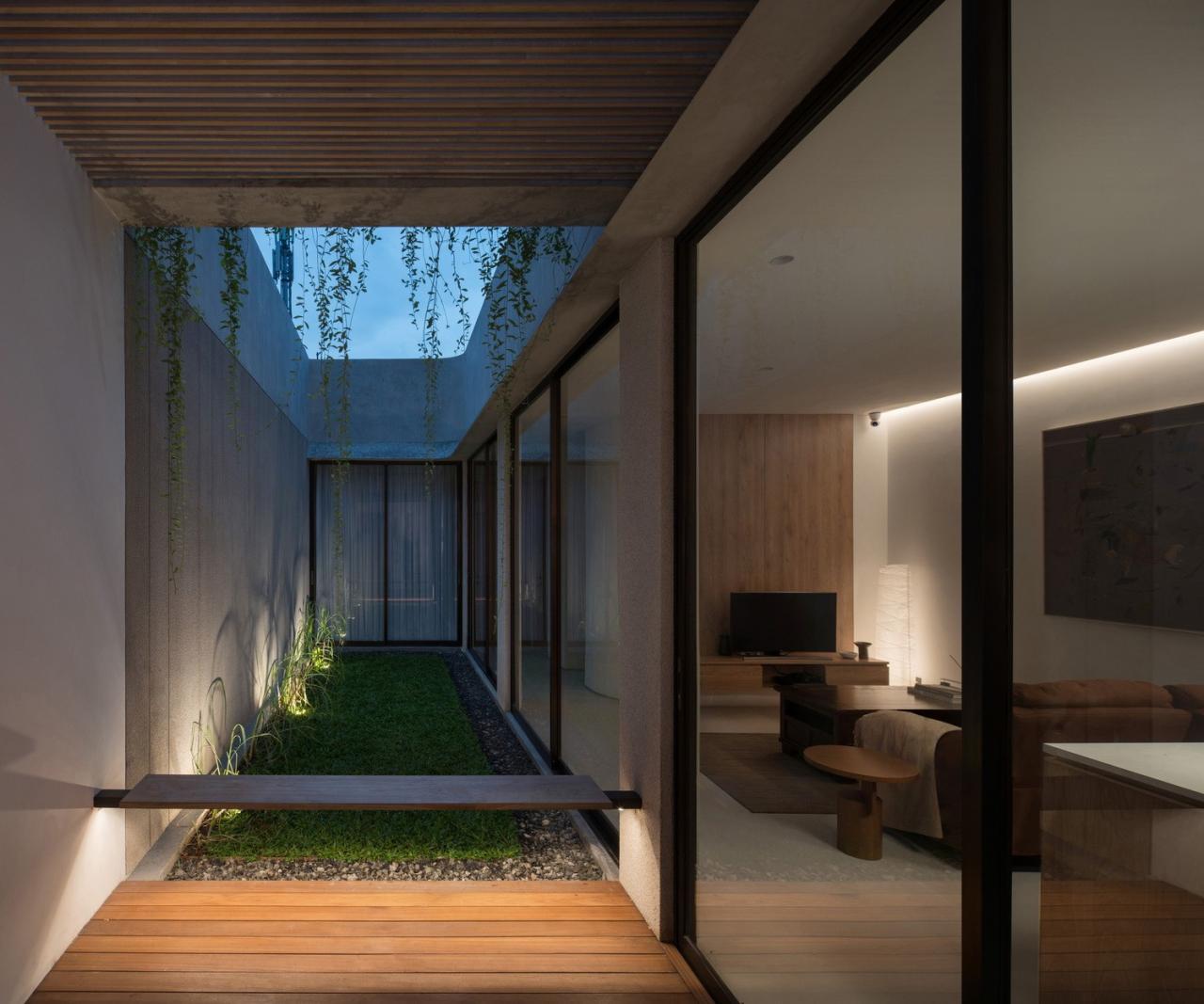 BIM建筑|狭长地形下的独立住宅:YD 住宅 / Isso Architects BIM建筑|狭长地形下的独立住宅:YD 住宅 / Isso Architects