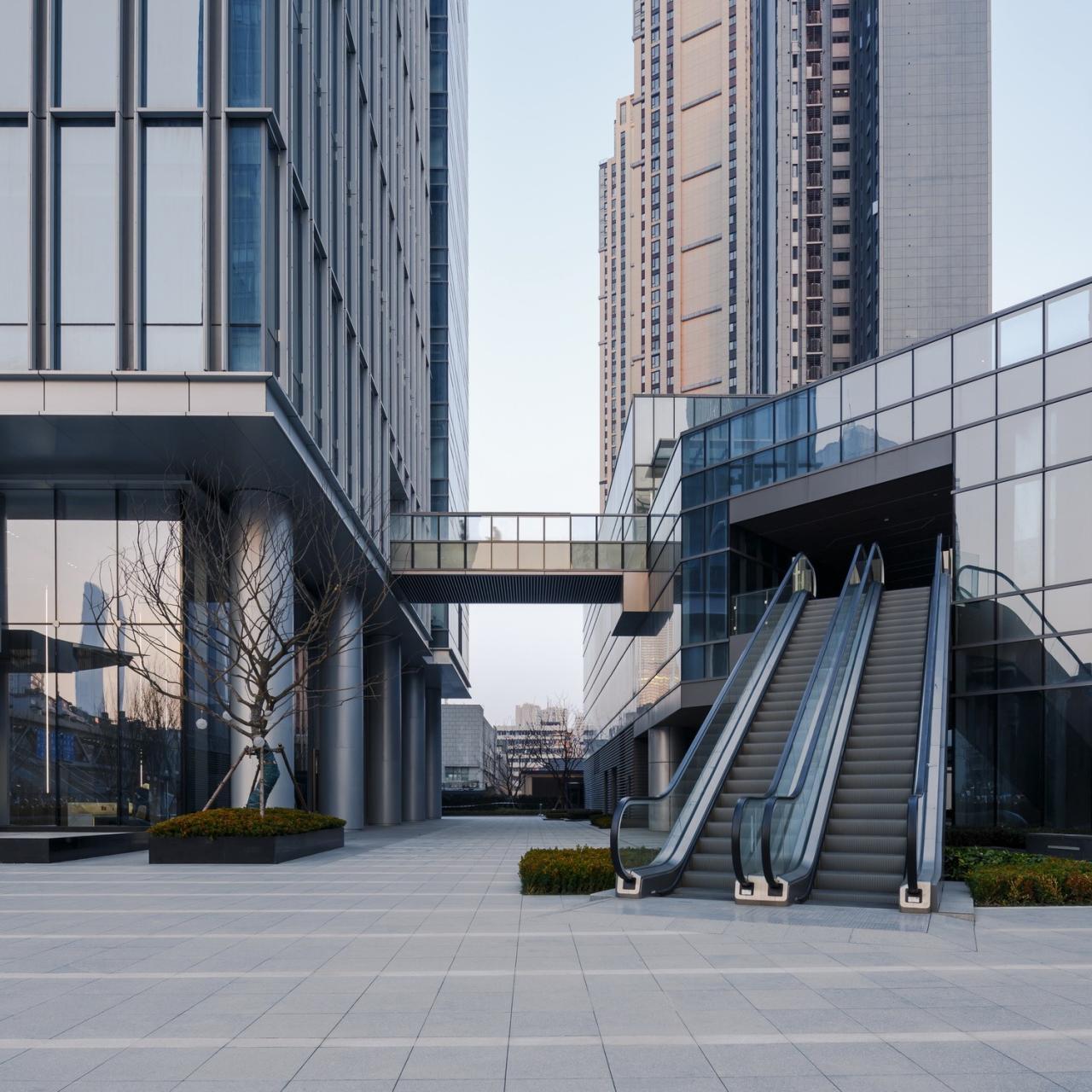 BIM建筑|城市天际线的重塑与街道生活的缝合:武汉中海中心 / 柏涛设计 BIM建筑|城市天际线的重塑与街道生活的缝合:武汉中海中心 / 柏涛设计