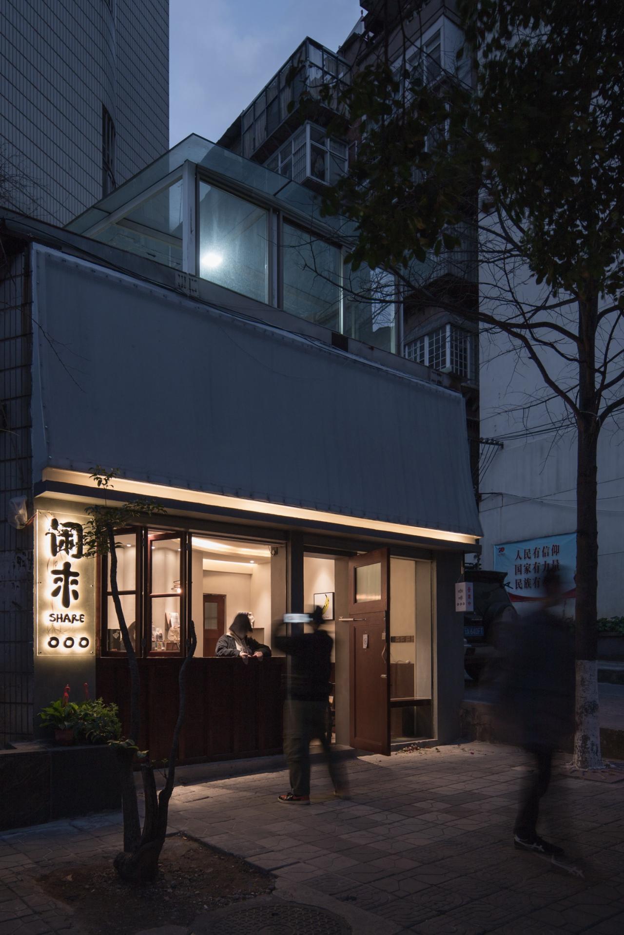 BIM建筑|为城市角落留一盏灯 闲来咖啡 / 素造建筑 BIM建筑|为城市角落留一盏灯 闲来咖啡 / 素造建筑