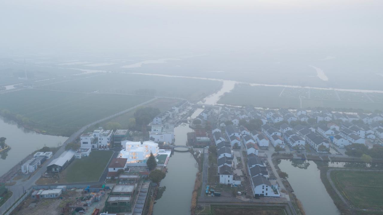BIM建筑|漂浮的房子 / 巢羽建筑设计事务所 BIM建筑|漂浮的房子 / 巢羽建筑设计事务所