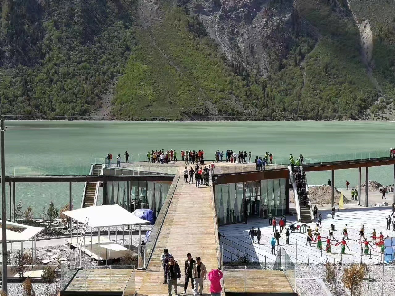 BIM建筑|高寒高海拔地区的当代建筑实践 / 小隐建筑 BIM建筑|高寒高海拔地区的当代建筑实践 / 小隐建筑
