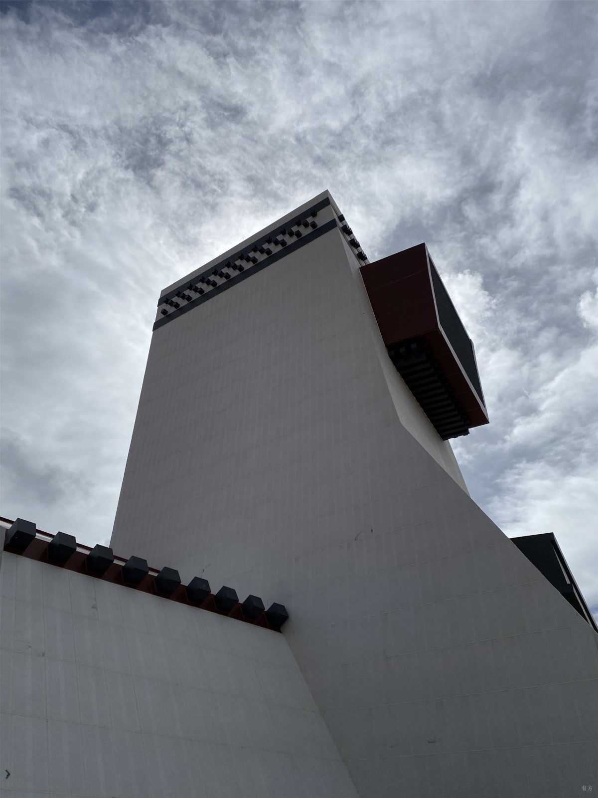 BIM建筑|高寒高海拔地区的当代建筑实践 / 小隐建筑 BIM建筑|高寒高海拔地区的当代建筑实践 / 小隐建筑