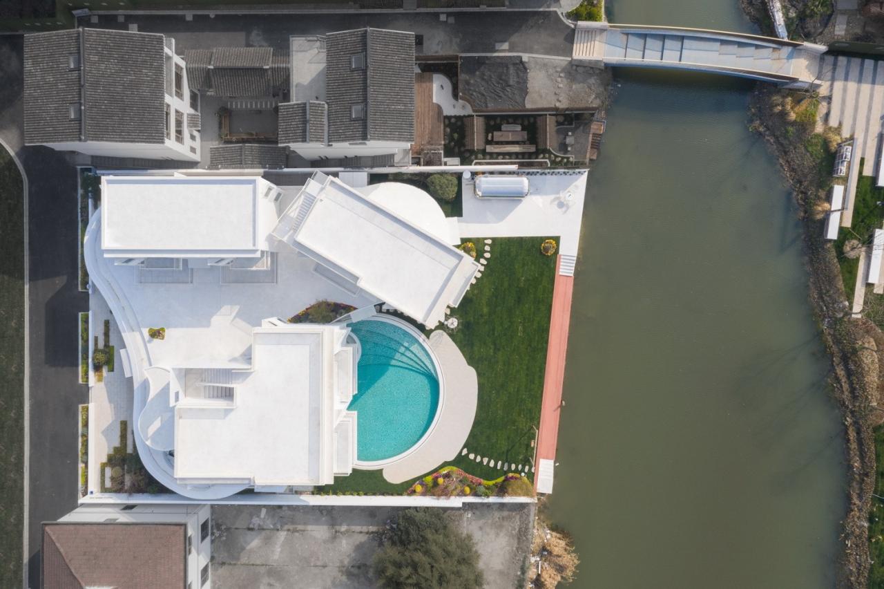 BIM建筑|漂浮的房子 / 巢羽建筑设计事务所 BIM建筑|漂浮的房子 / 巢羽建筑设计事务所
