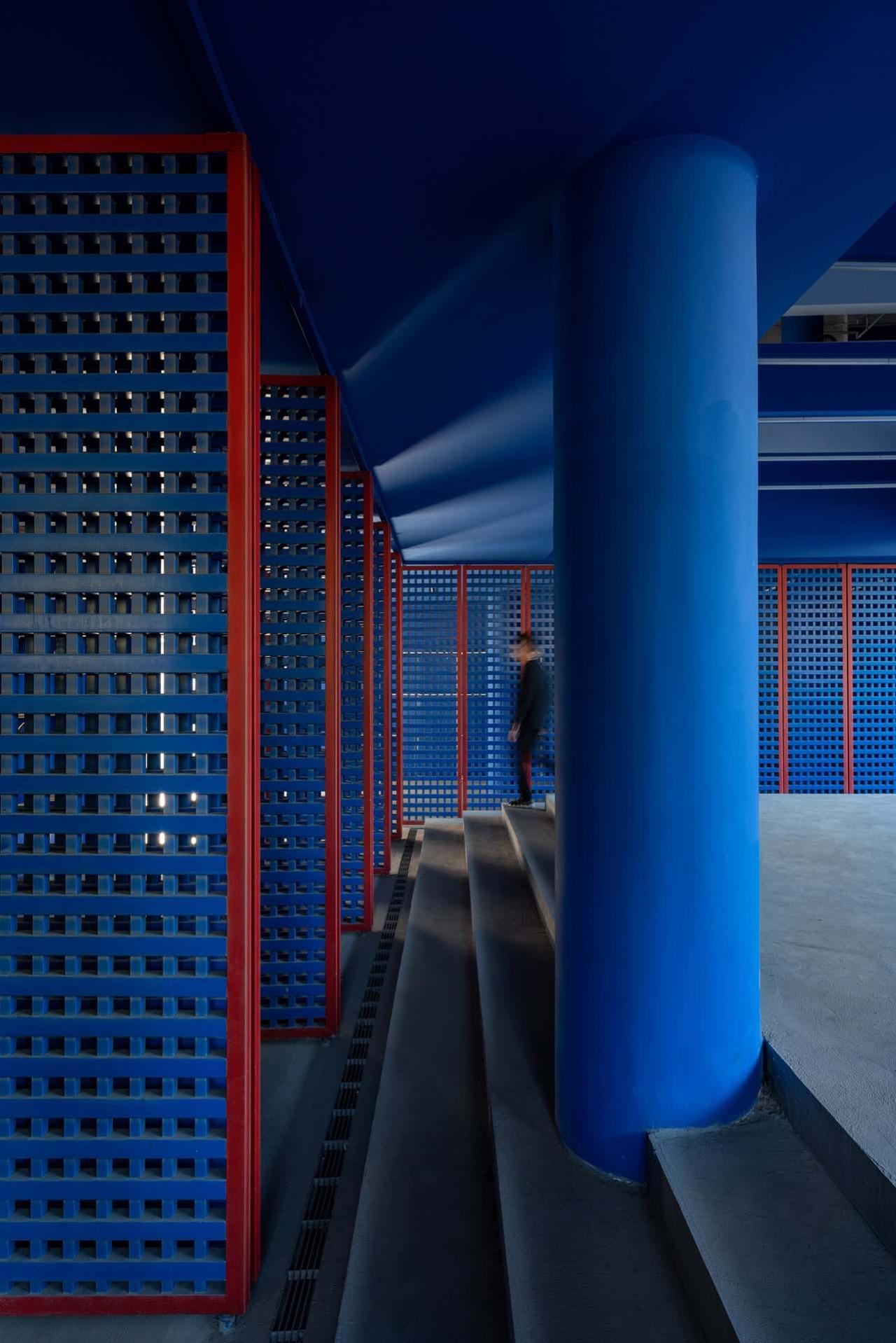 BIM建筑|深圳蓝白艺术院校 / 万社设计 BIM建筑|深圳蓝白艺术院校 / 万社设计