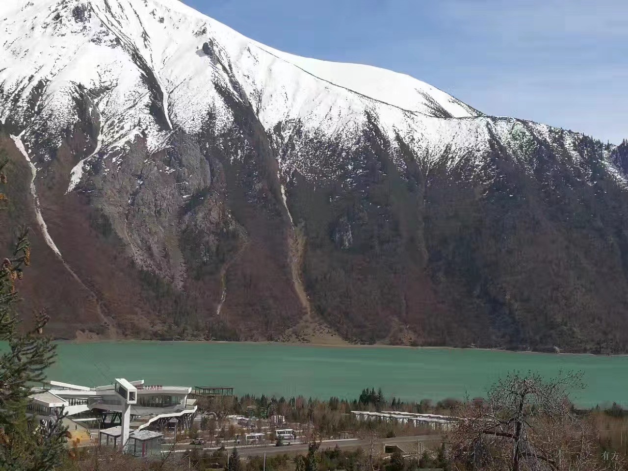 BIM建筑|高寒高海拔地区的当代建筑实践 / 小隐建筑 BIM建筑|高寒高海拔地区的当代建筑实践 / 小隐建筑